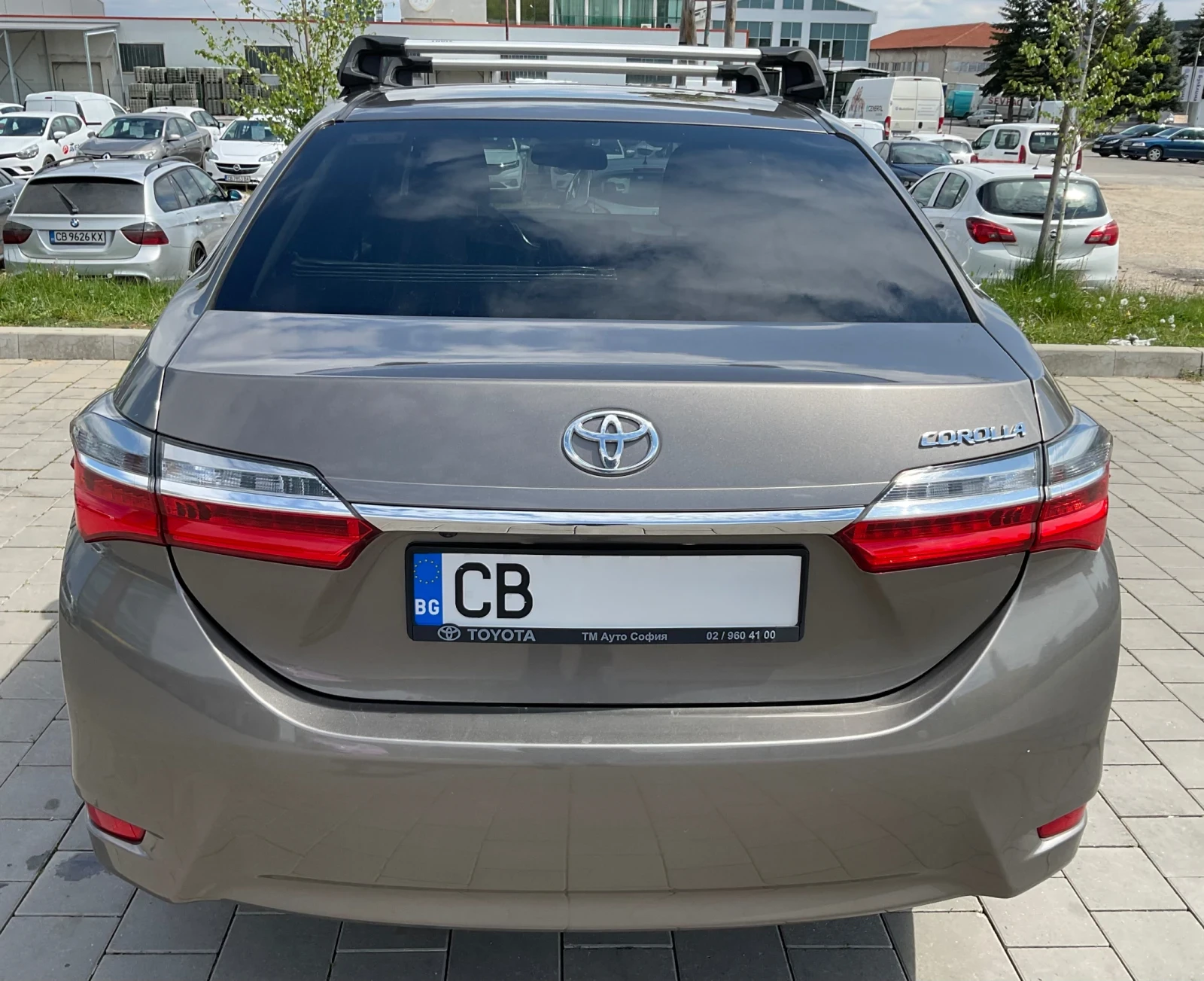 Toyota Corolla, снимка 2 - Автомобили и джипове - 54413995