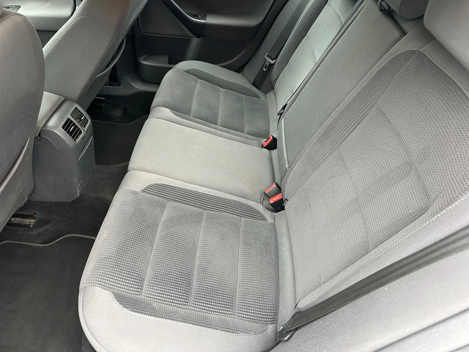 VW Golf 1.9 TDI-105 k.s. ТОП СЪСТОЯНИЯ, снимка 11 - Автомобили и джипове - 54479271