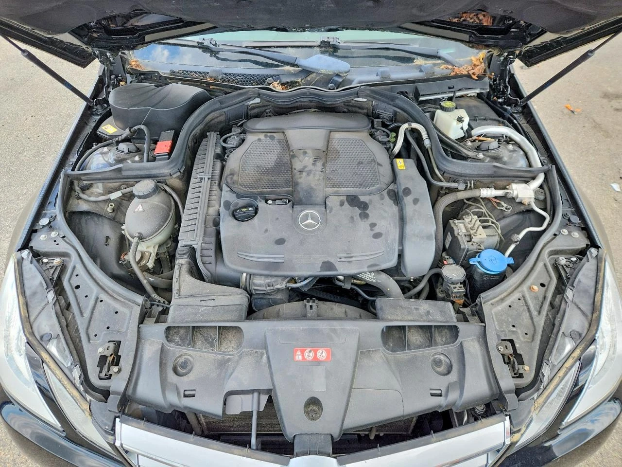 Mercedes-Benz E 350 4MATIC, снимка 11 - Автомобили и джипове - 54604327