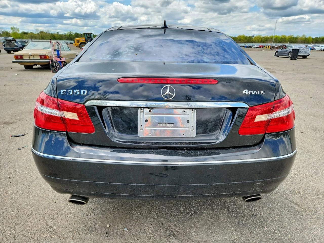Mercedes-Benz E 350 4MATIC, снимка 6 - Автомобили и джипове - 54604327