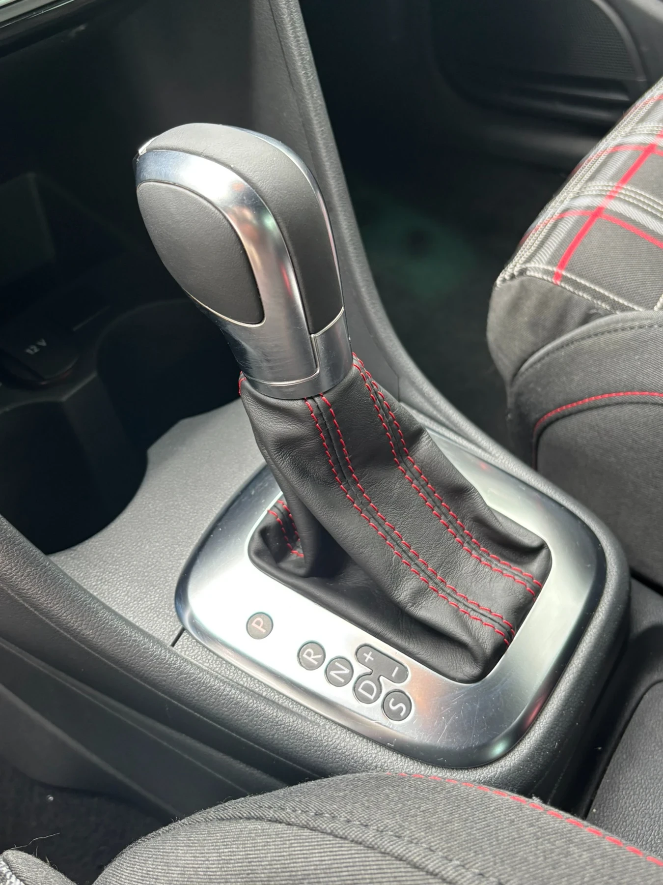 VW Polo GTI, снимка 17 - Автомобили и джипове - 54646664