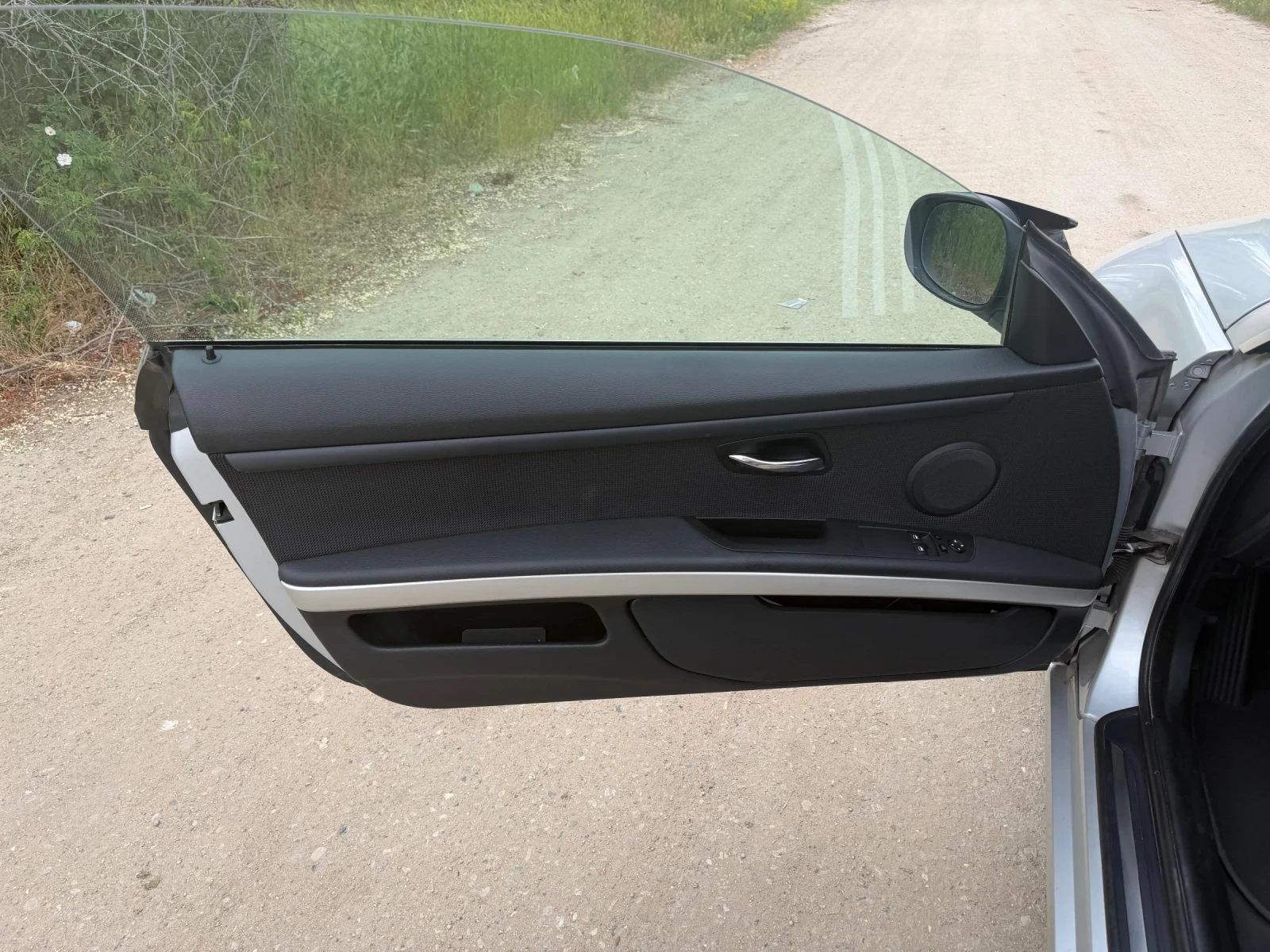 BMW 330 XDrive Facelift Aut, снимка 9 - Автомобили и джипове - 54798720