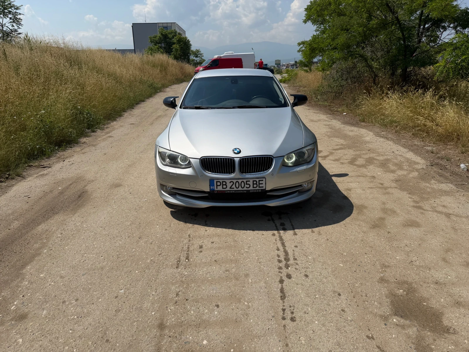 BMW 330 XDrive Facelift Aut, снимка 2 - Автомобили и джипове - 54798720