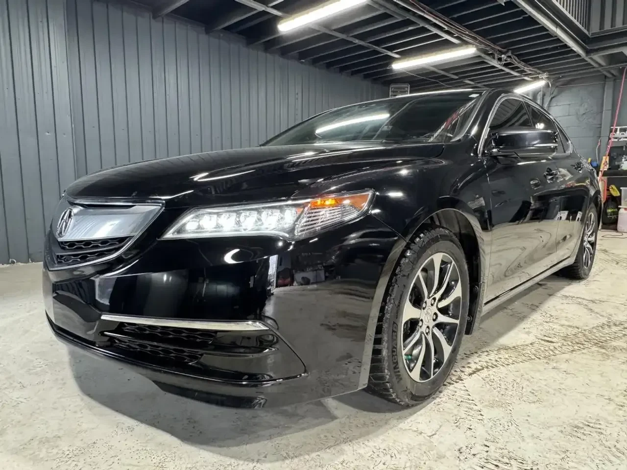 Acura TLX TECH PKG| PANO| BLUETOOTH| PREMIUM AUDIO| KEYLESS, снимка 4 - Автомобили и джипове - 54855412
