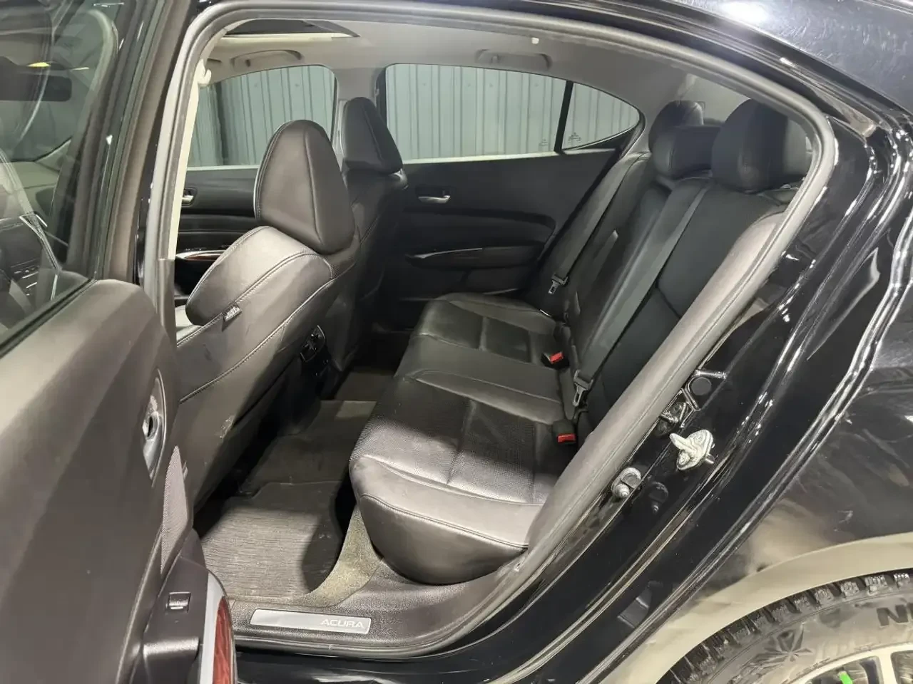 Acura TLX TECH PKG| PANO| BLUETOOTH| PREMIUM AUDIO| KEYLESS, снимка 11 - Автомобили и джипове - 54855412
