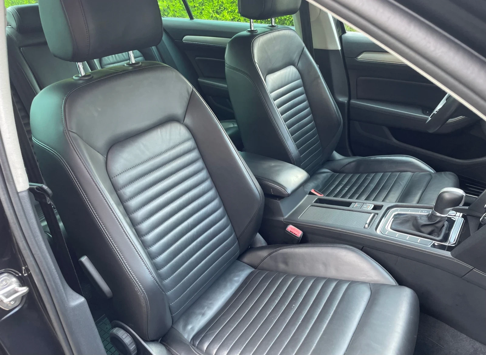 VW Passat 1.6 TDI - 120к.с. EURO 6, снимка 11 - Автомобили и джипове - 55061471
