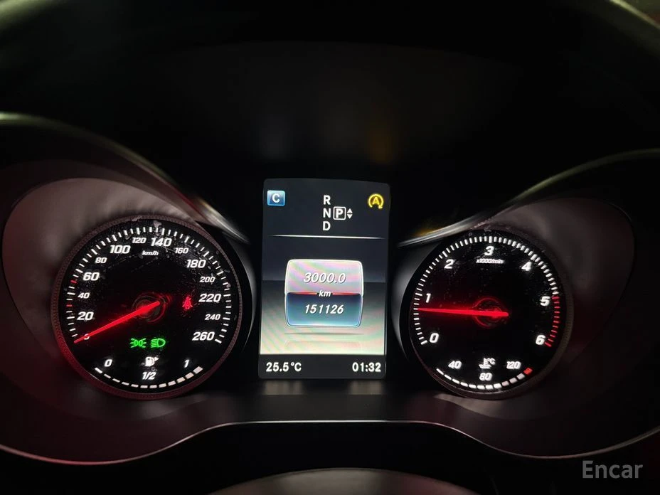 Mercedes-Benz C 220, снимка 8 - Автомобили и джипове - 55334721