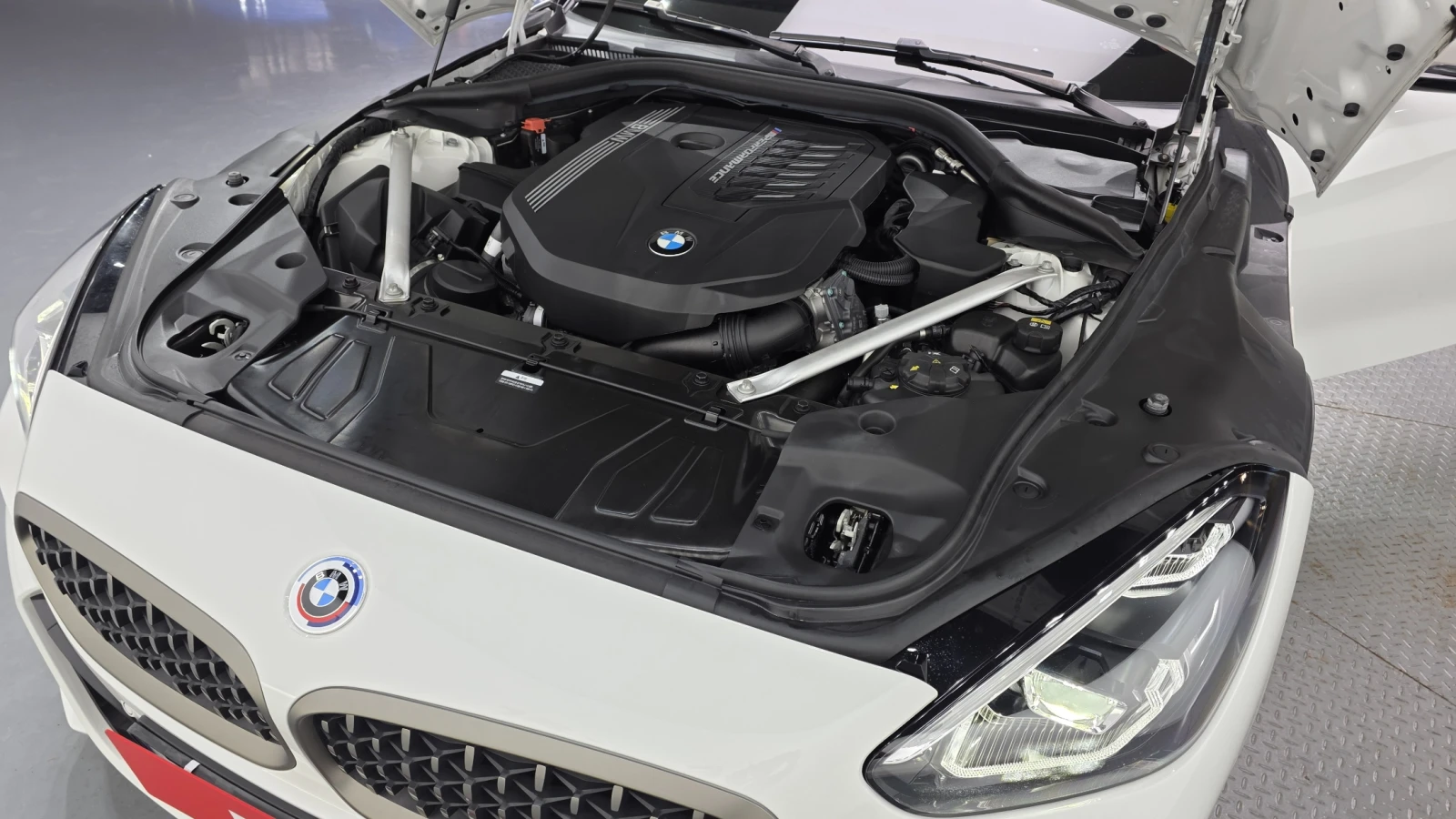 BMW Z4 M40i* HUD* BLIND SPOT* ПОДГРЕВ ВОЛАН* КРАЙНА ЦЕНА, снимка 6 - Автомобили и джипове - 55387661