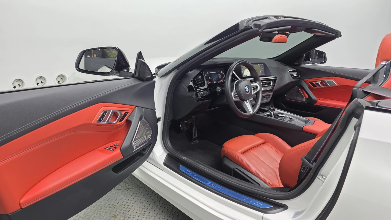BMW Z4 M40i* HUD* BLIND SPOT* ПОДГРЕВ ВОЛАН* КРАЙНА ЦЕНА, снимка 10 - Автомобили и джипове - 55387661