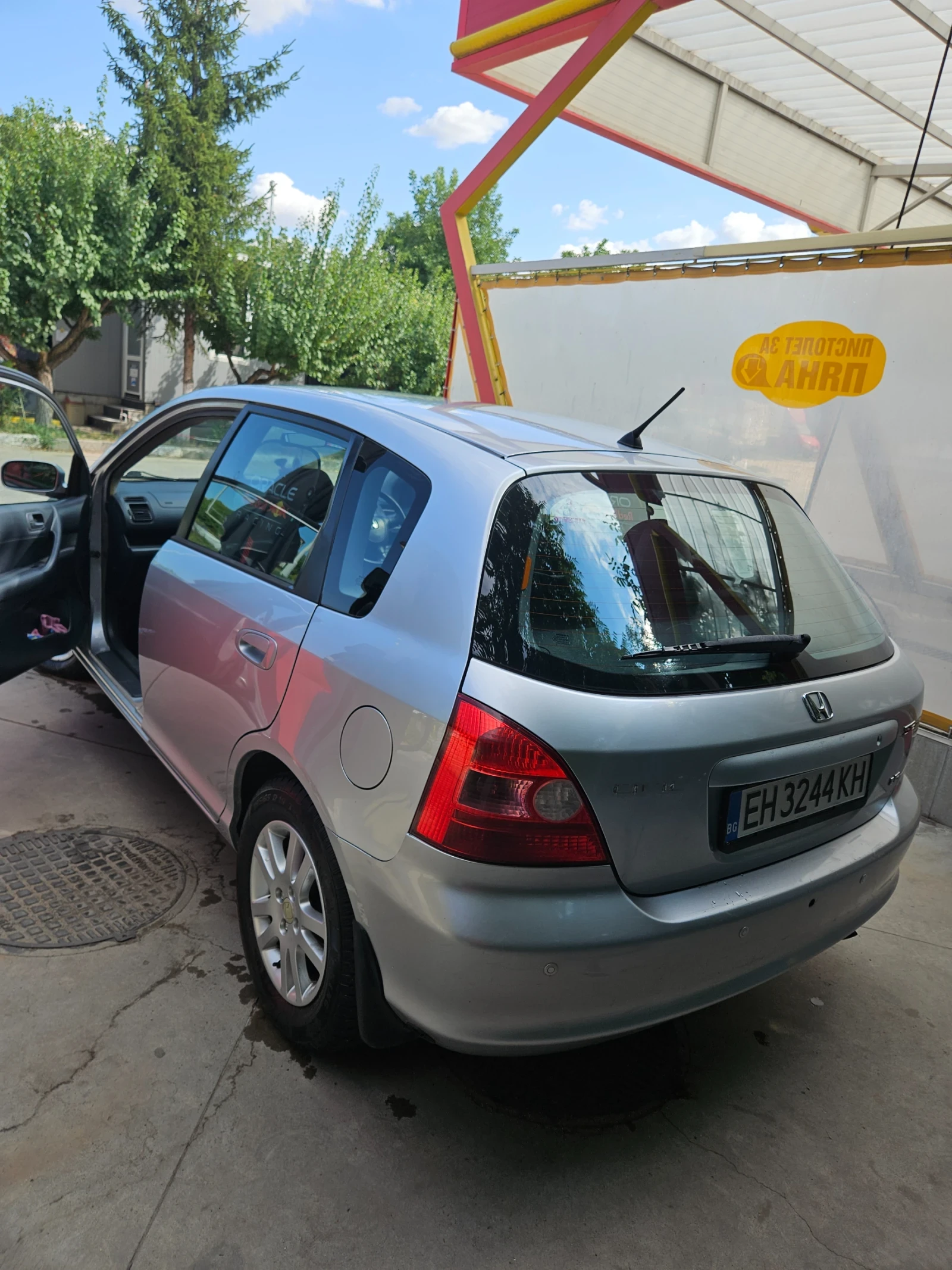 Honda Civic 1.6i, снимка 11 - Автомобили и джипове - 55665616