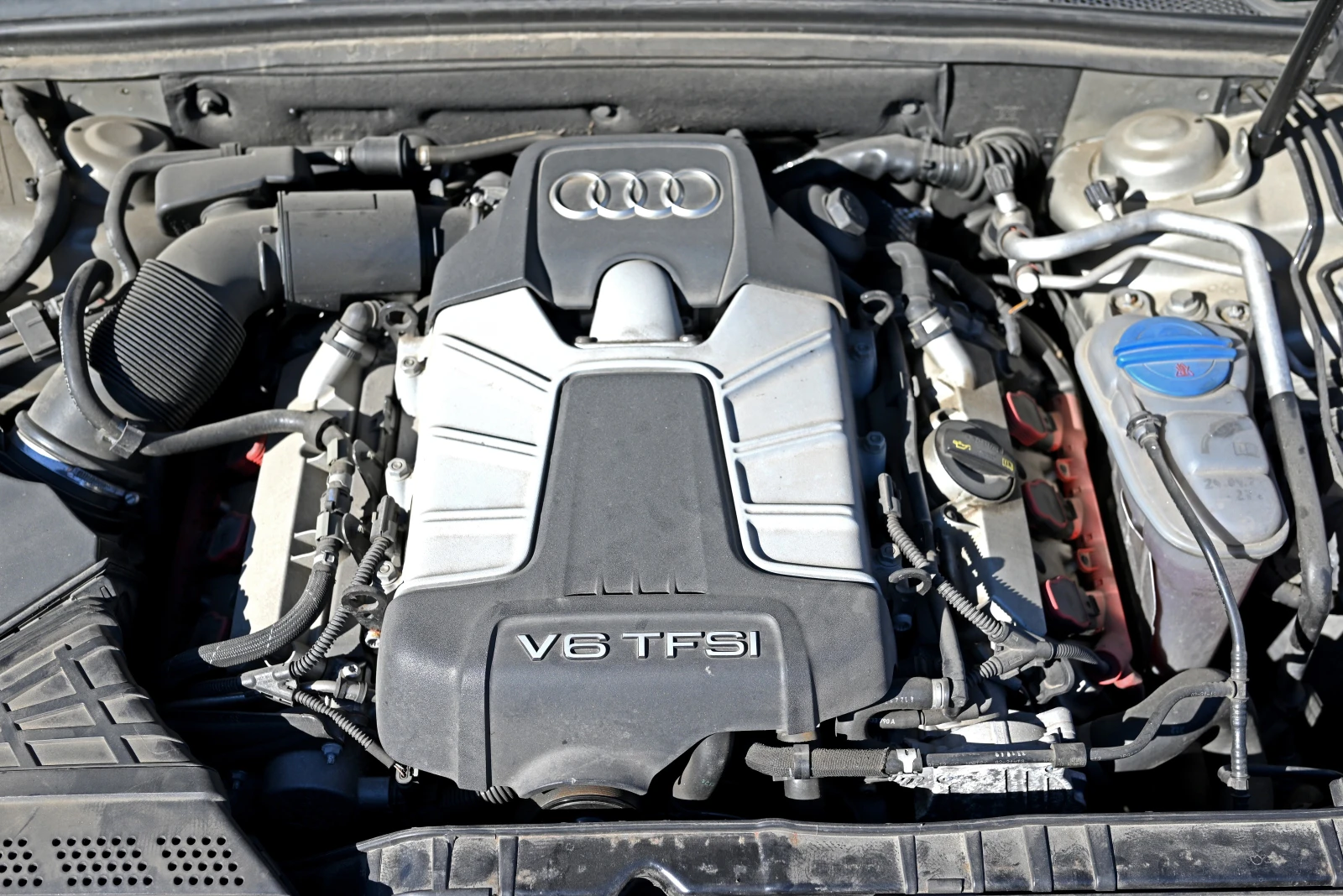 Audi A4 3.0 V6 quattro, снимка 17 - Автомобили и джипове - 55692198