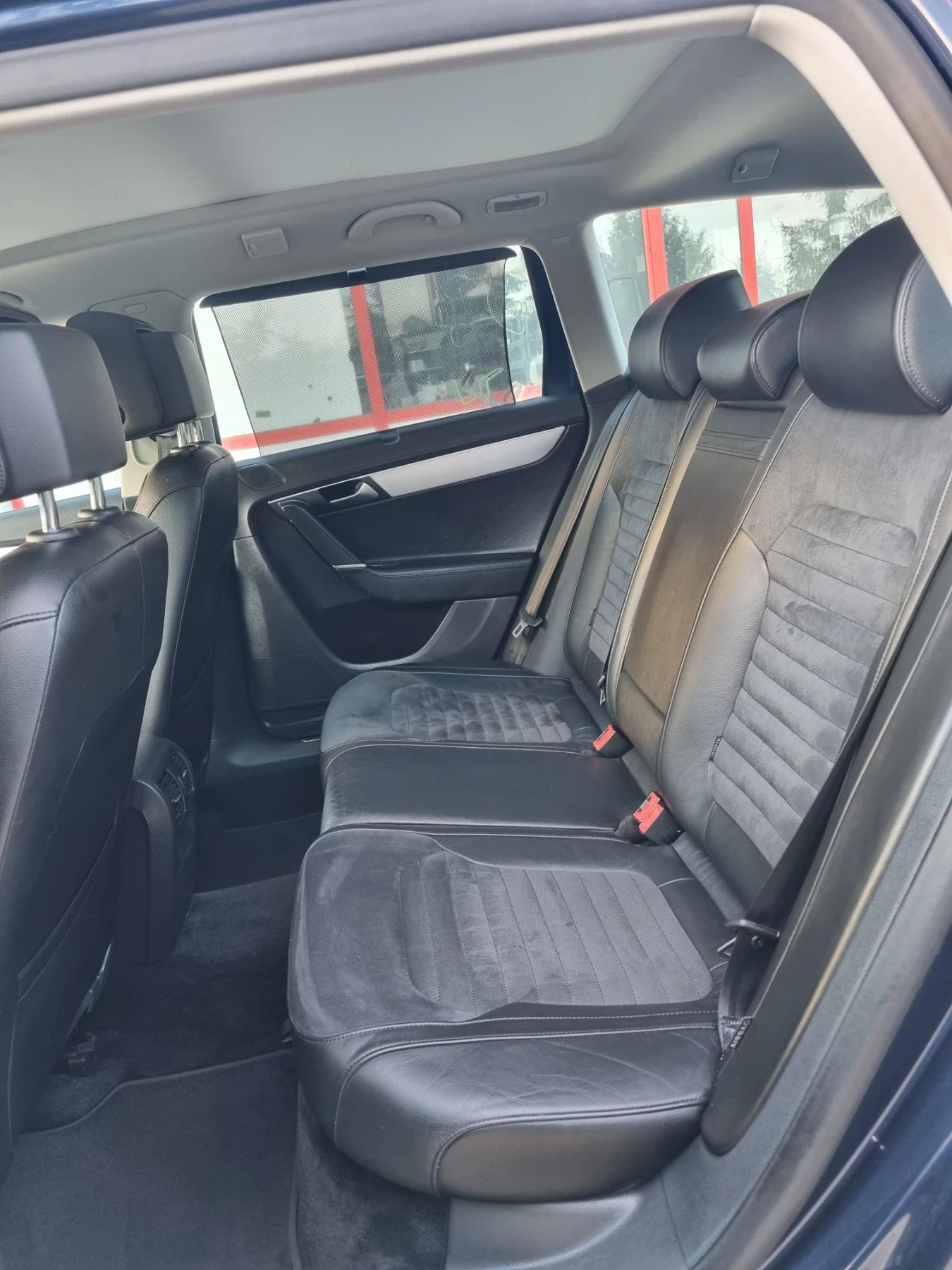 VW Passat 2.0tdi 140 коня DSG Автоматиk, панорама, дистроник, снимка 11 - Автомобили и джипове - 55953820