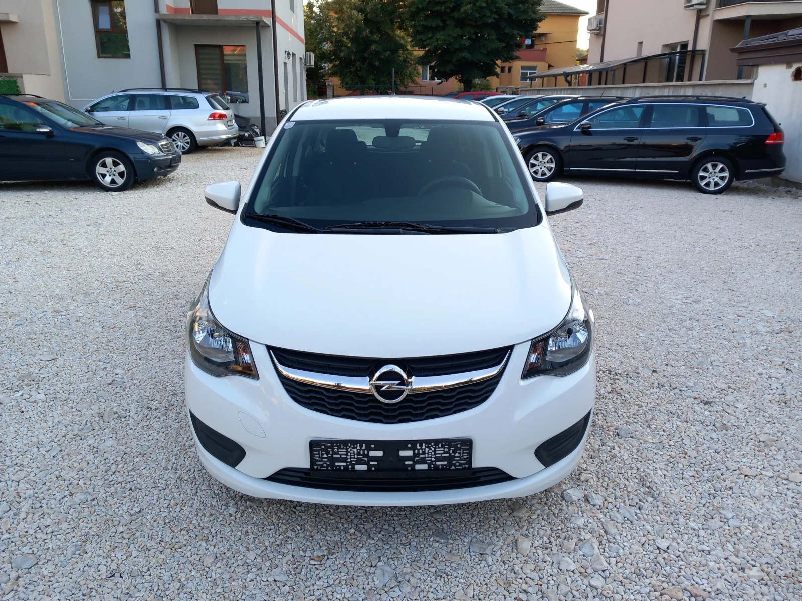 Opel Karl 75кс климатик Euro 6B, снимка 8 - Автомобили и джипове - 55970087