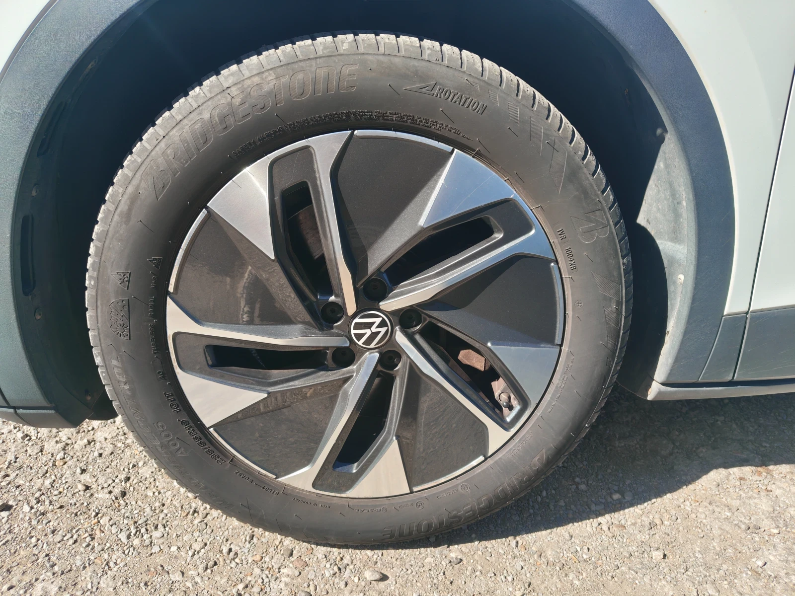 VW ID.4 PRO, снимка 7 - Автомобили и джипове - 55991063