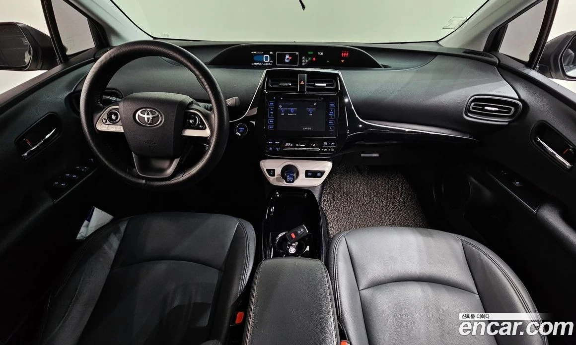 Toyota Prius 1.8 E, снимка 7 - Автомобили и джипове - 56123266