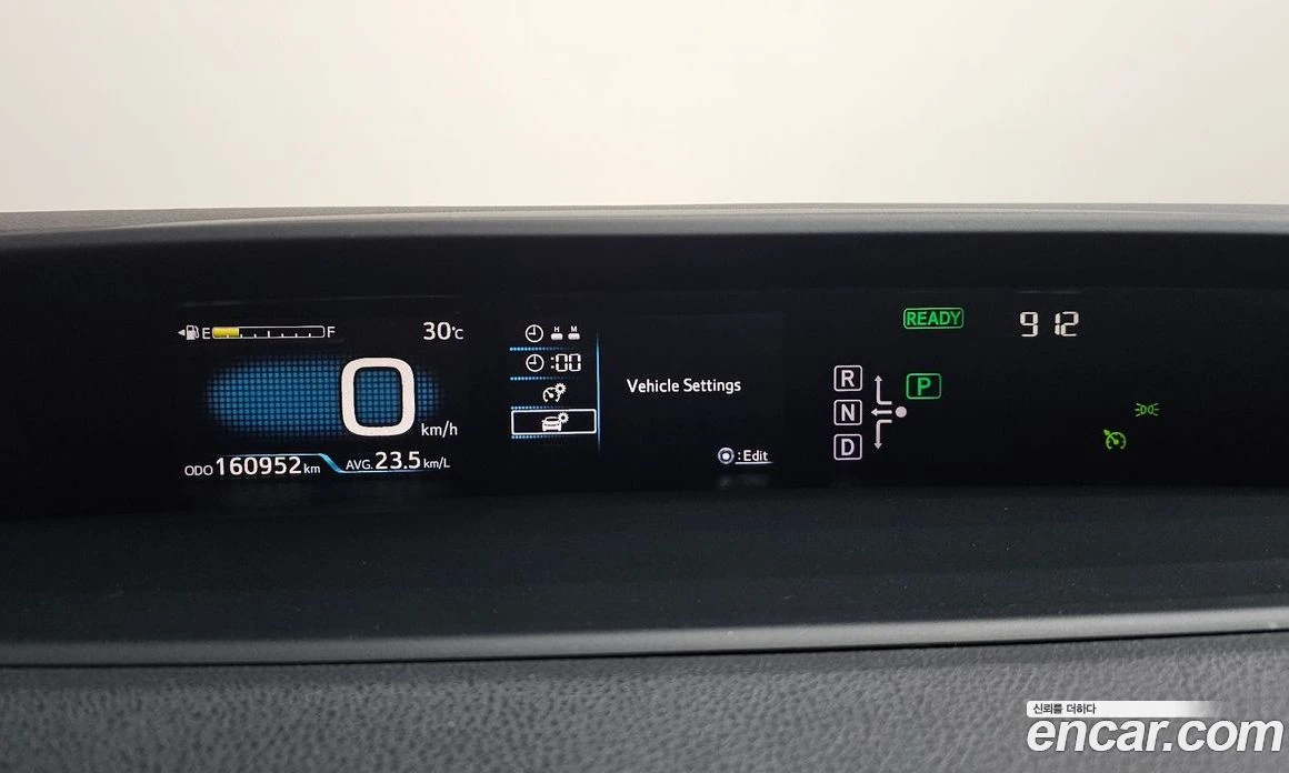 Toyota Prius 1.8 E, снимка 8 - Автомобили и джипове - 56123266