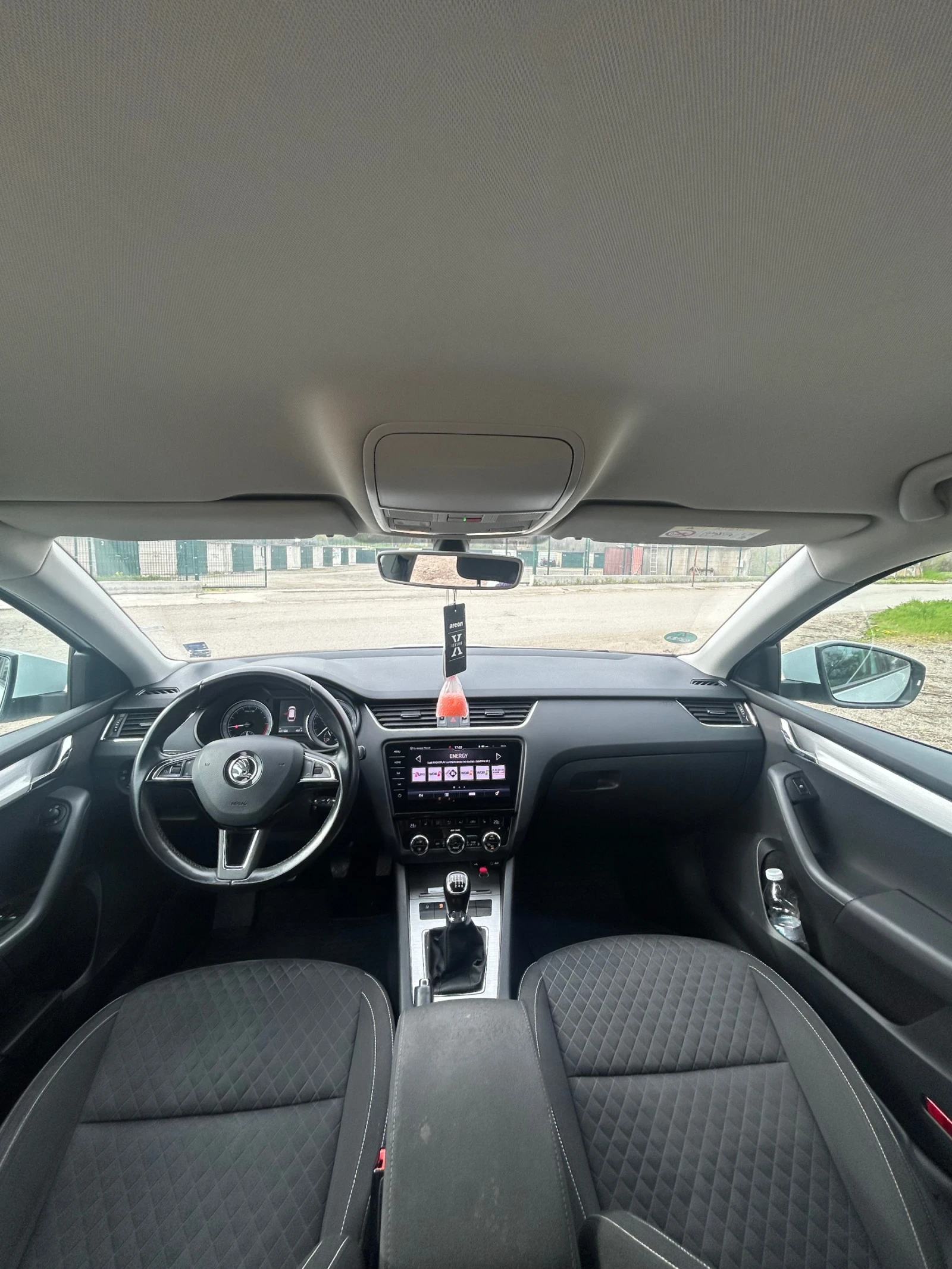 Skoda Octavia, снимка 7 - Автомобили и джипове - 56467524