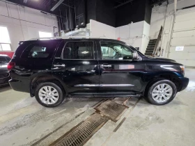 Toyota Sequoia * 4WD Platinum 5.7L* PANO* KEYLESS* ПОДГРЕВ* , снимка 3