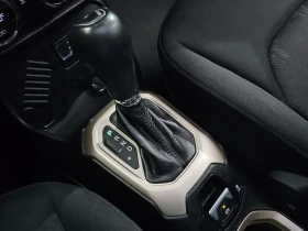 Jeep Renegade 2.4 Longitude, снимка 9