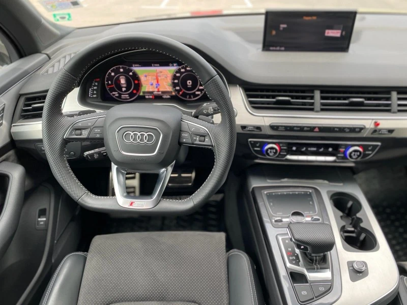 Audi Q7, снимка 8 - Автомобили и джипове - 44791135