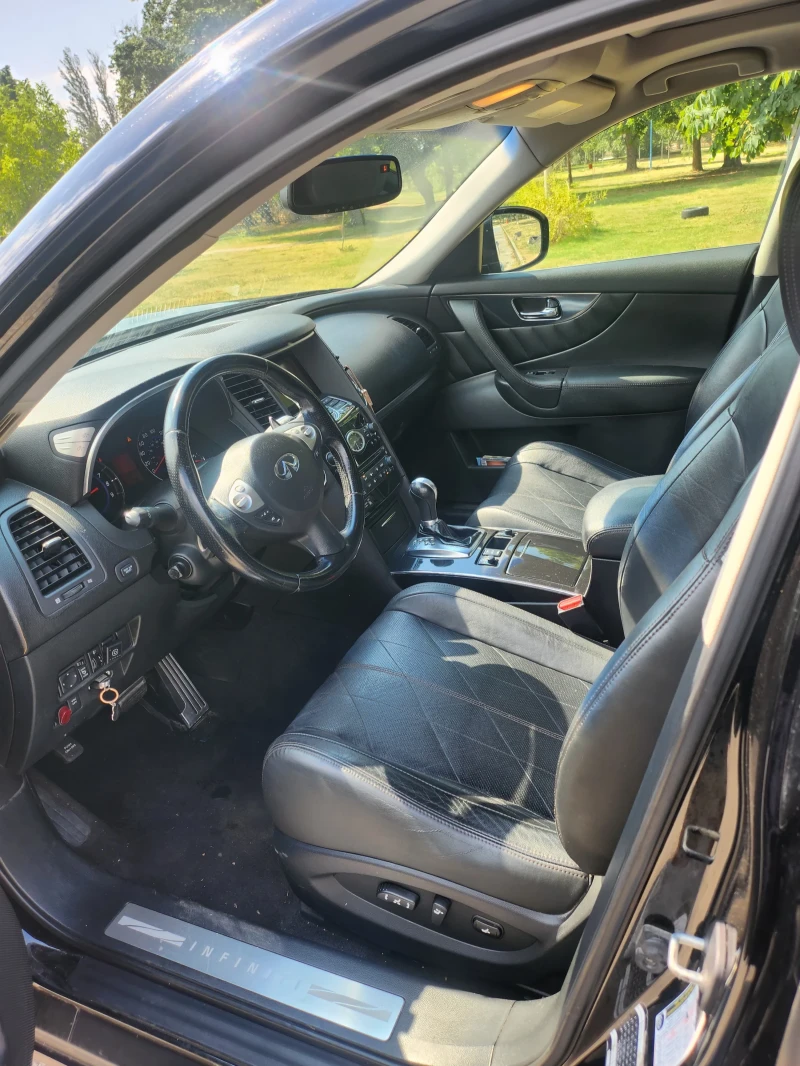 Infiniti Fx 35, снимка 3 - Автомобили и джипове - 52507735