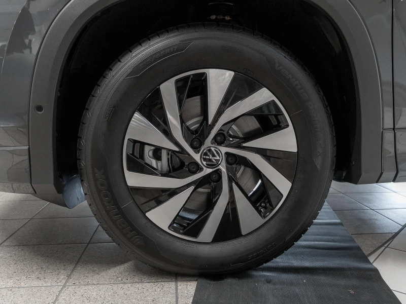 VW Tayron 2.0 TDI DSG LIFE 360 CAMERA ACC LED KEYLESS, снимка 13 - Автомобили и джипове - 52239941