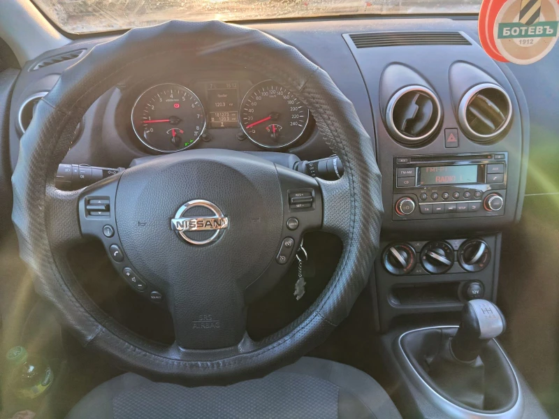 Nissan Qashqai 1.6 бенз/газ BRC, снимка 10 - Автомобили и джипове - 52905859