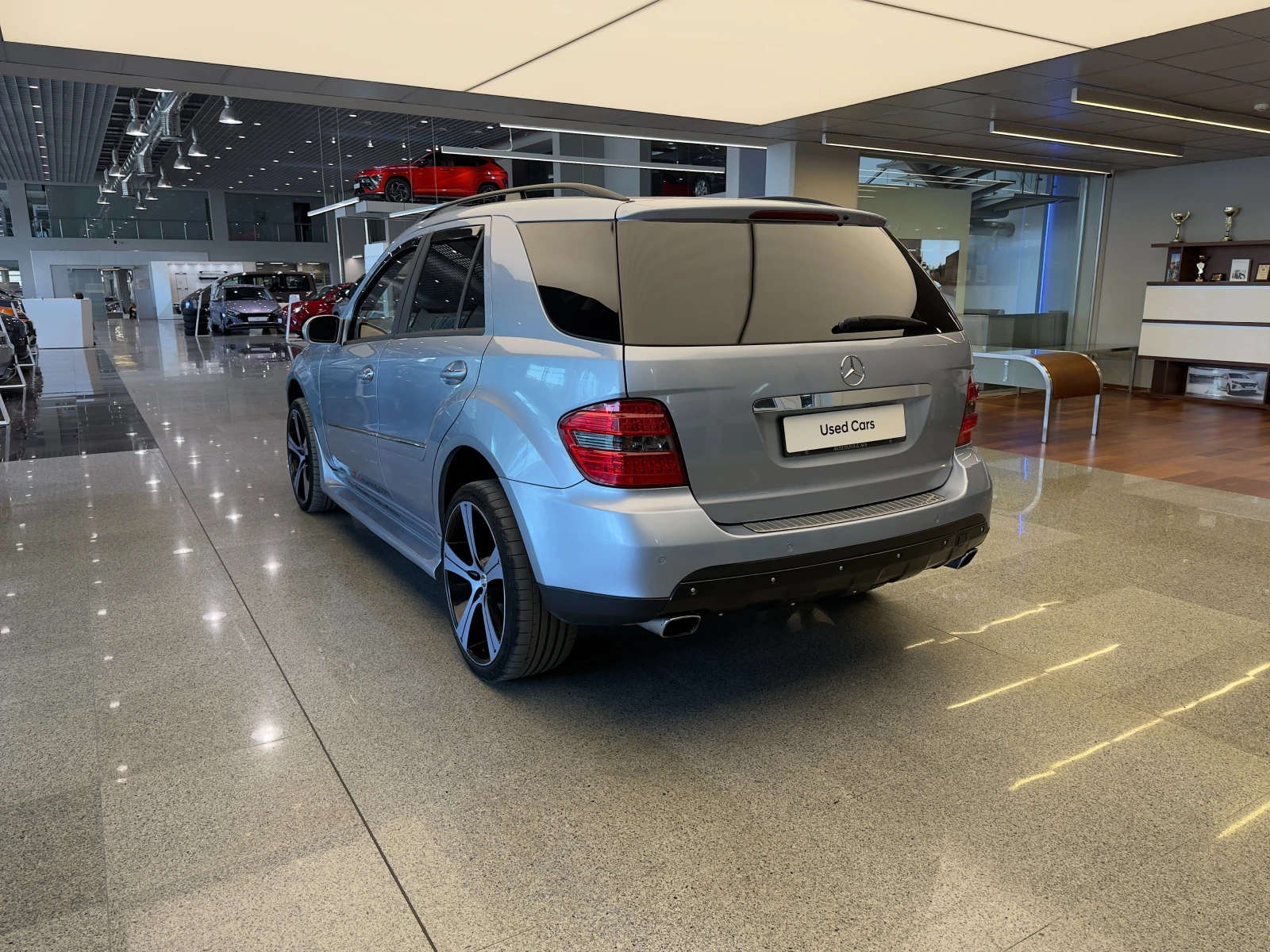Mercedes-Benz ML 500  - изображение 3