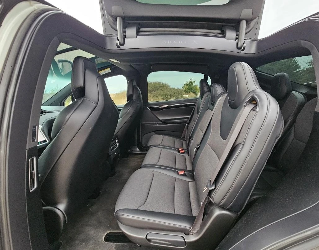 Tesla Model X  44   | Mobile.bg   12