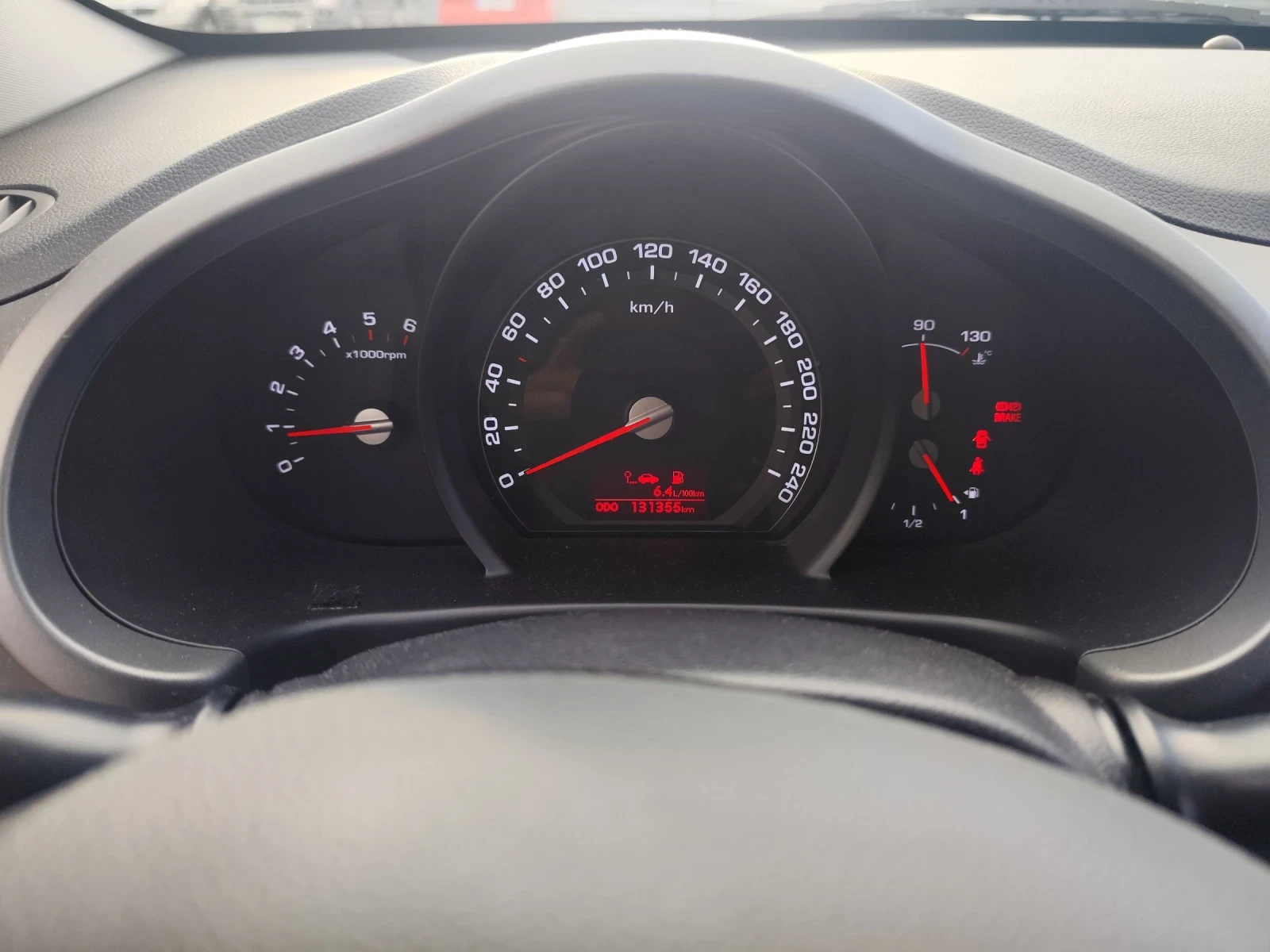 Kia Sportage 2.0 cdri 4x4 - изображение 10