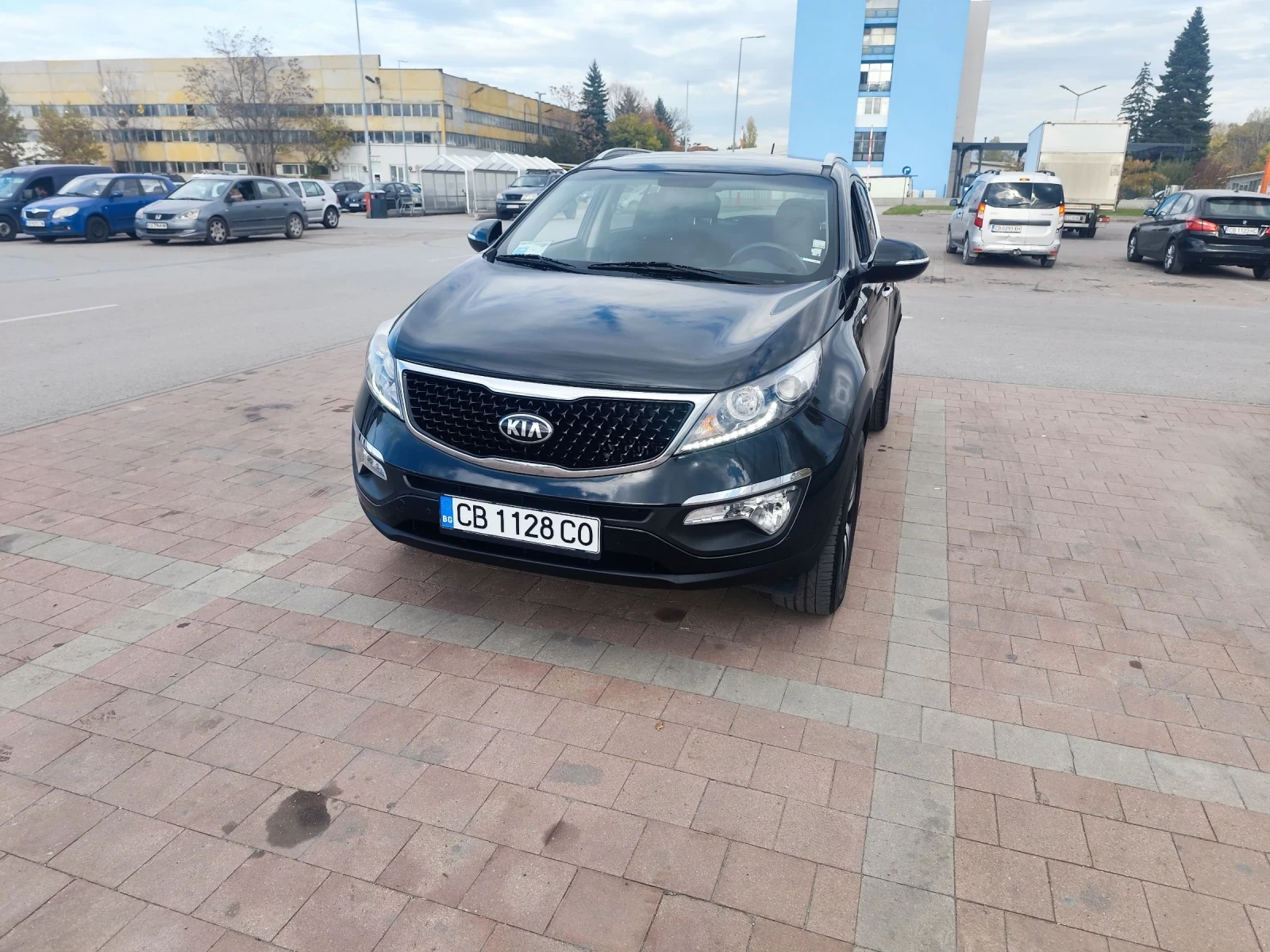 Kia Sportage 2.0 cdri 4x4 - изображение 2