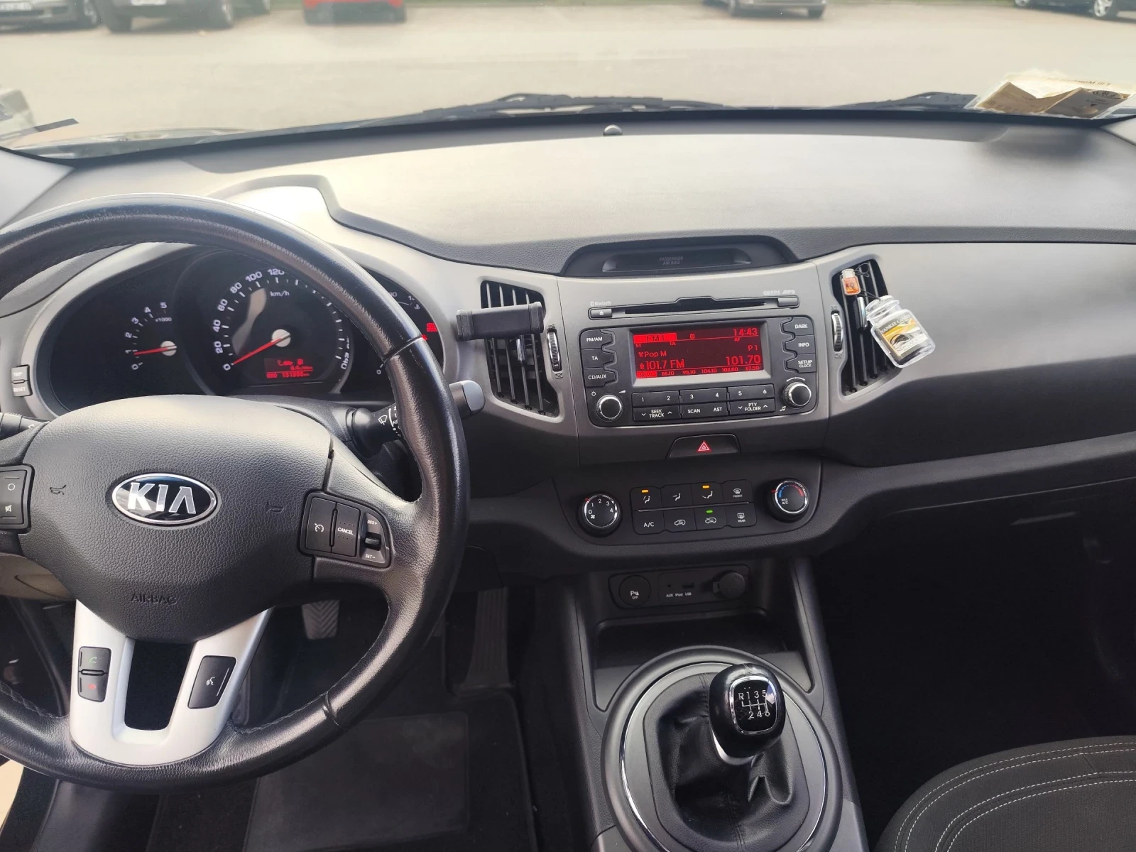 Kia Sportage 2.0 cdri 4x4 - изображение 9