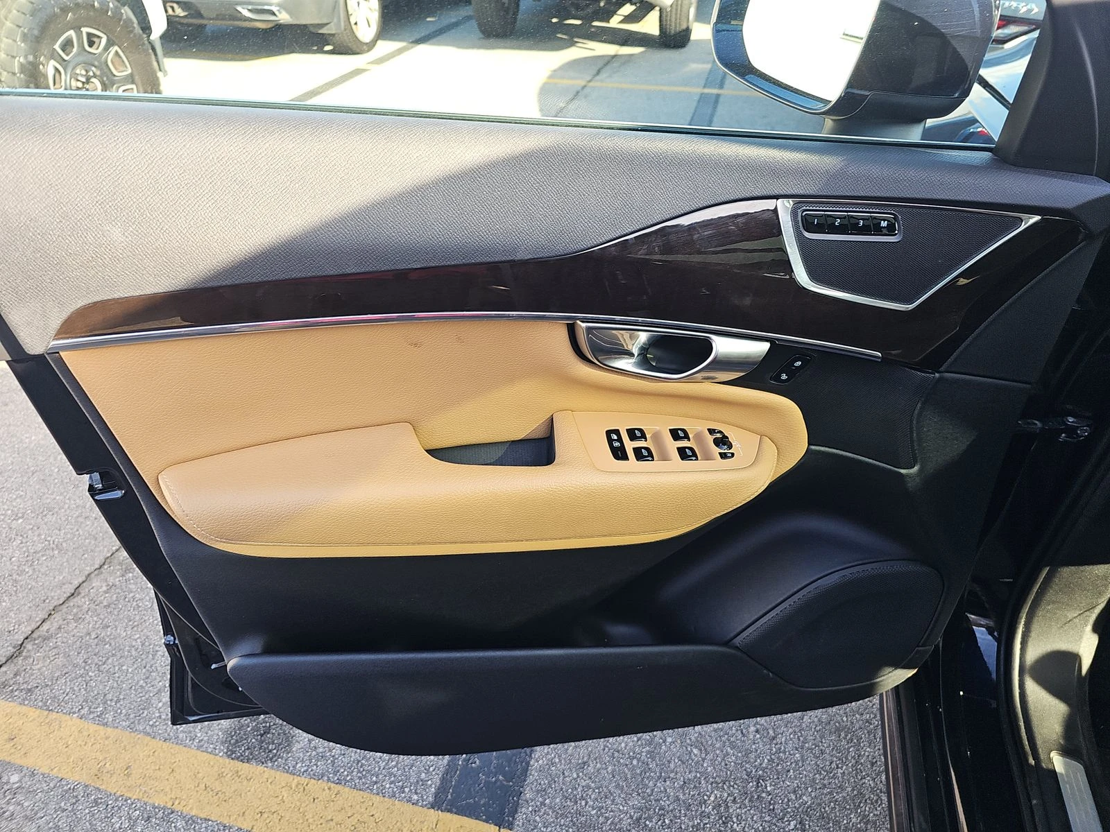 Volvo Xc90, снимка 13 - Автомобили и джипове - 53826181