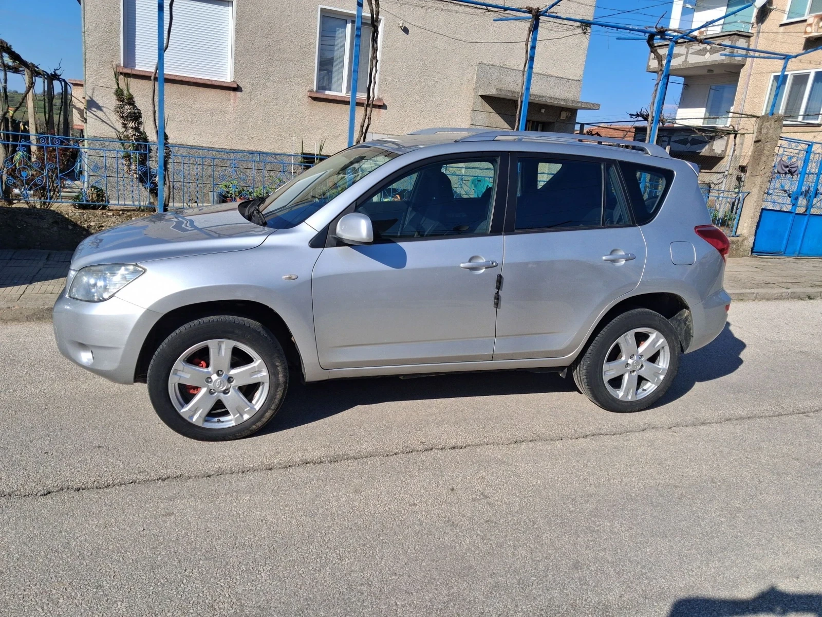 Toyota Rav4 2.0 , снимка 7 - Автомобили и джипове - 54099140