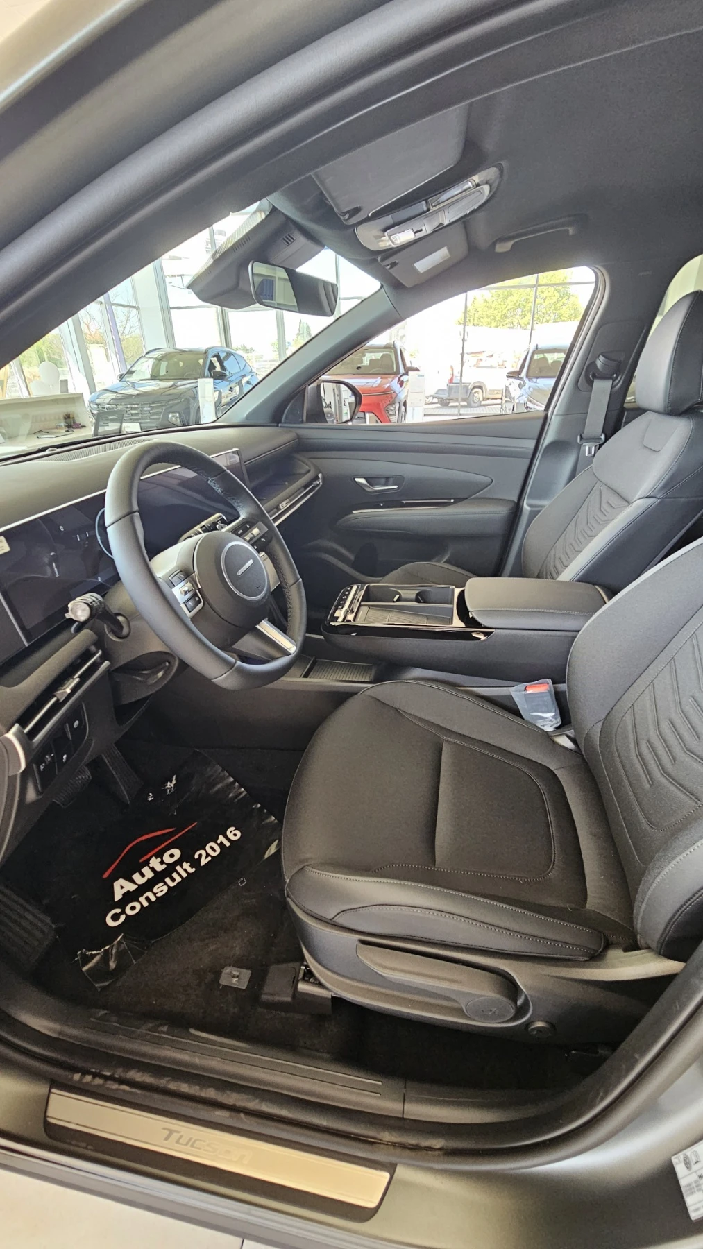 Hyundai Tucson, снимка 6 - Автомобили и джипове - 54438445