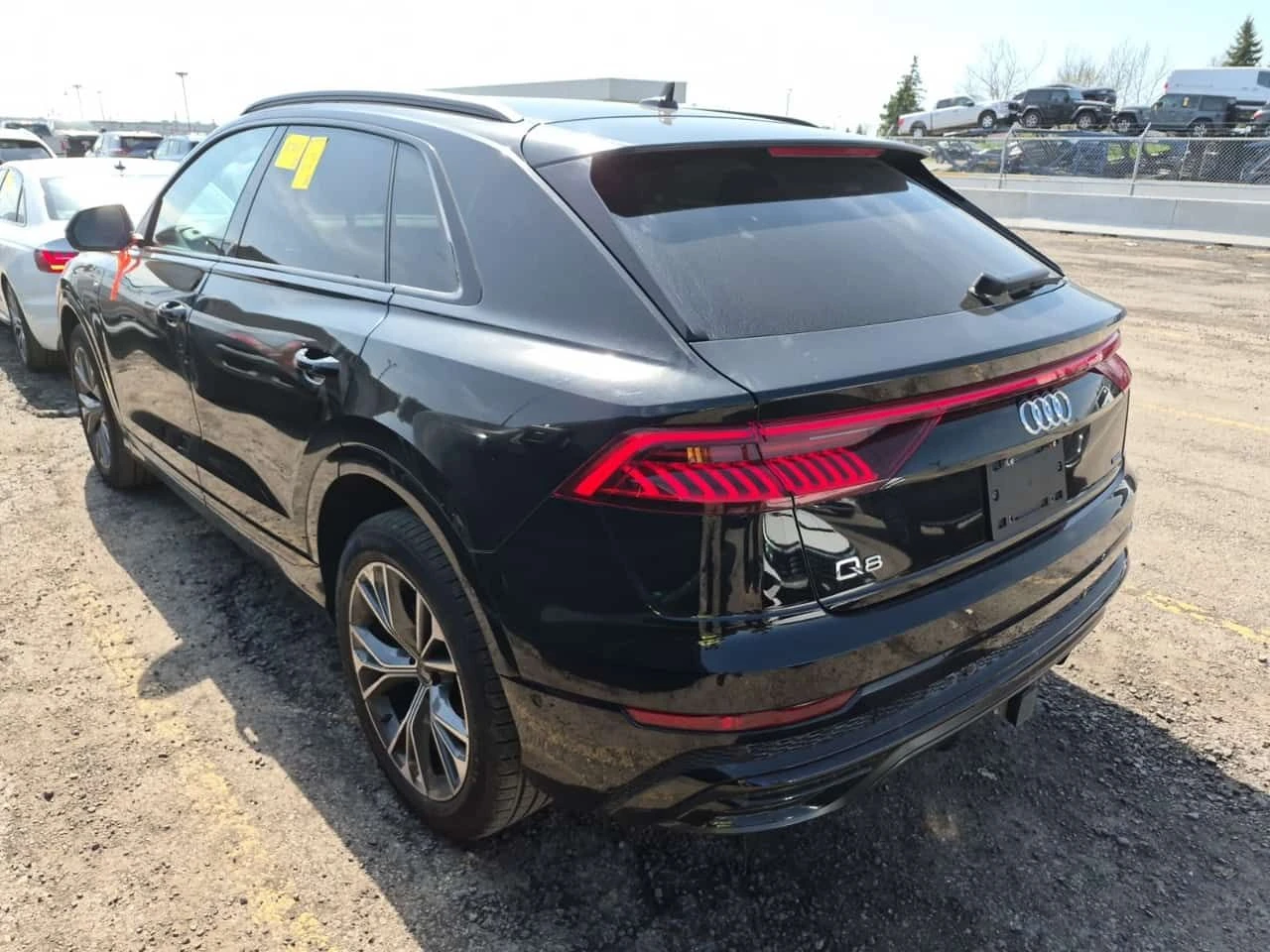 Audi Q8 PROGRESSIV| 360| MATRIX| ПОДГРЕВИ| ОБДУХВАНЕ, снимка 5 - Автомобили и джипове - 54460253