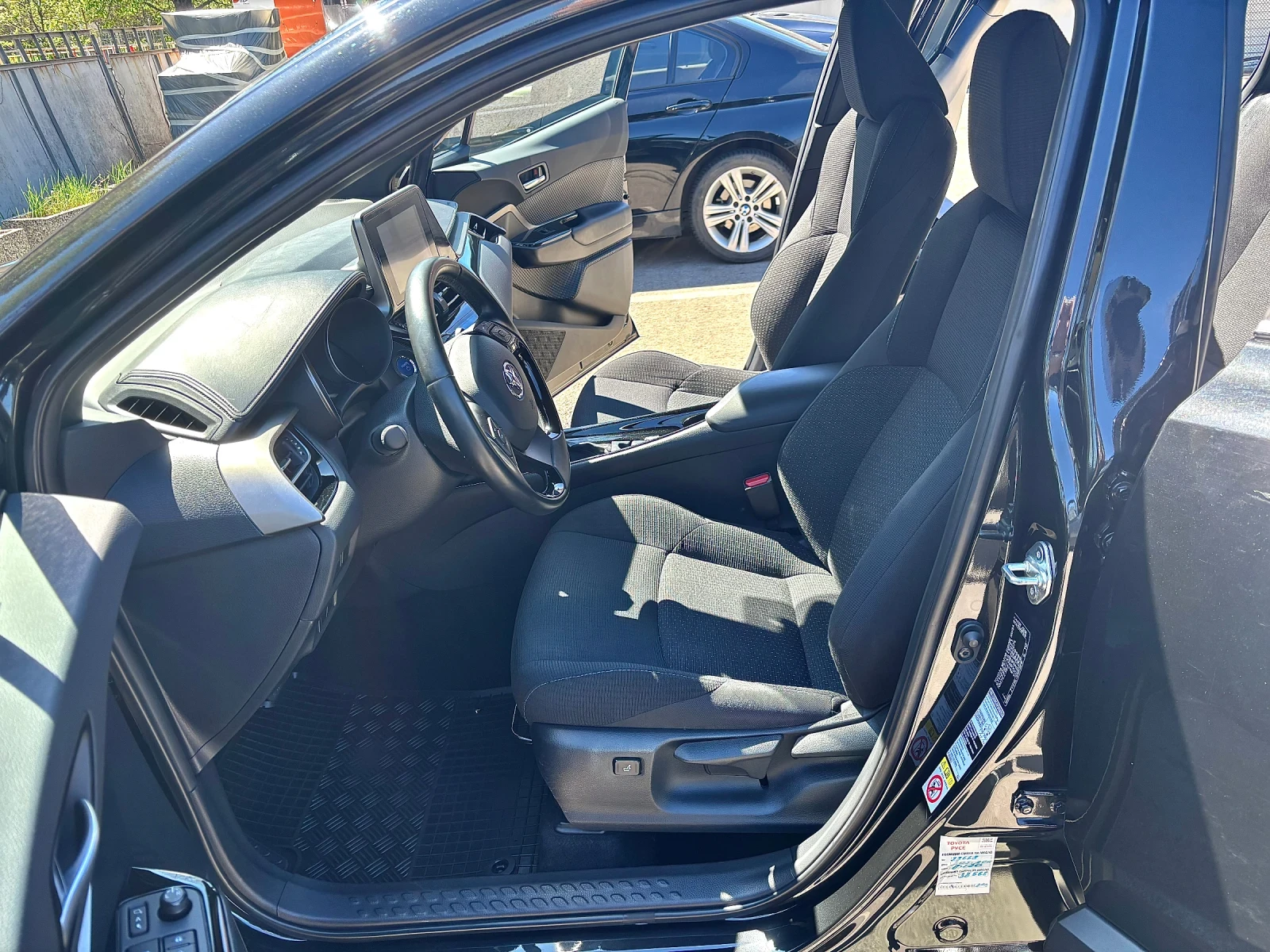 Toyota C-HR HYBRID / CARPLAY , снимка 7 - Автомобили и джипове - 55183931