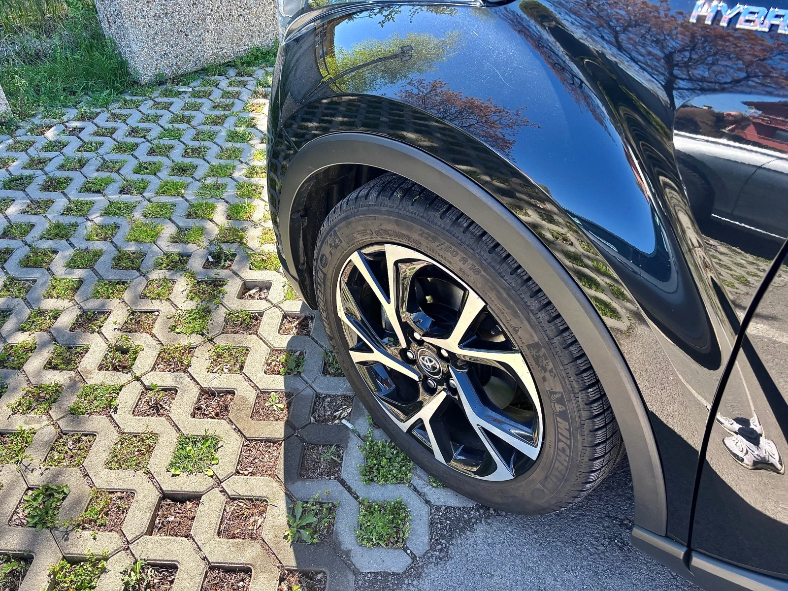 Toyota C-HR HYBRID / CARPLAY , снимка 13 - Автомобили и джипове - 55183931
