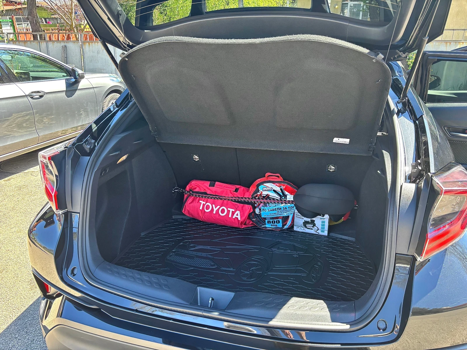 Toyota C-HR HYBRID / CARPLAY , снимка 10 - Автомобили и джипове - 55183931