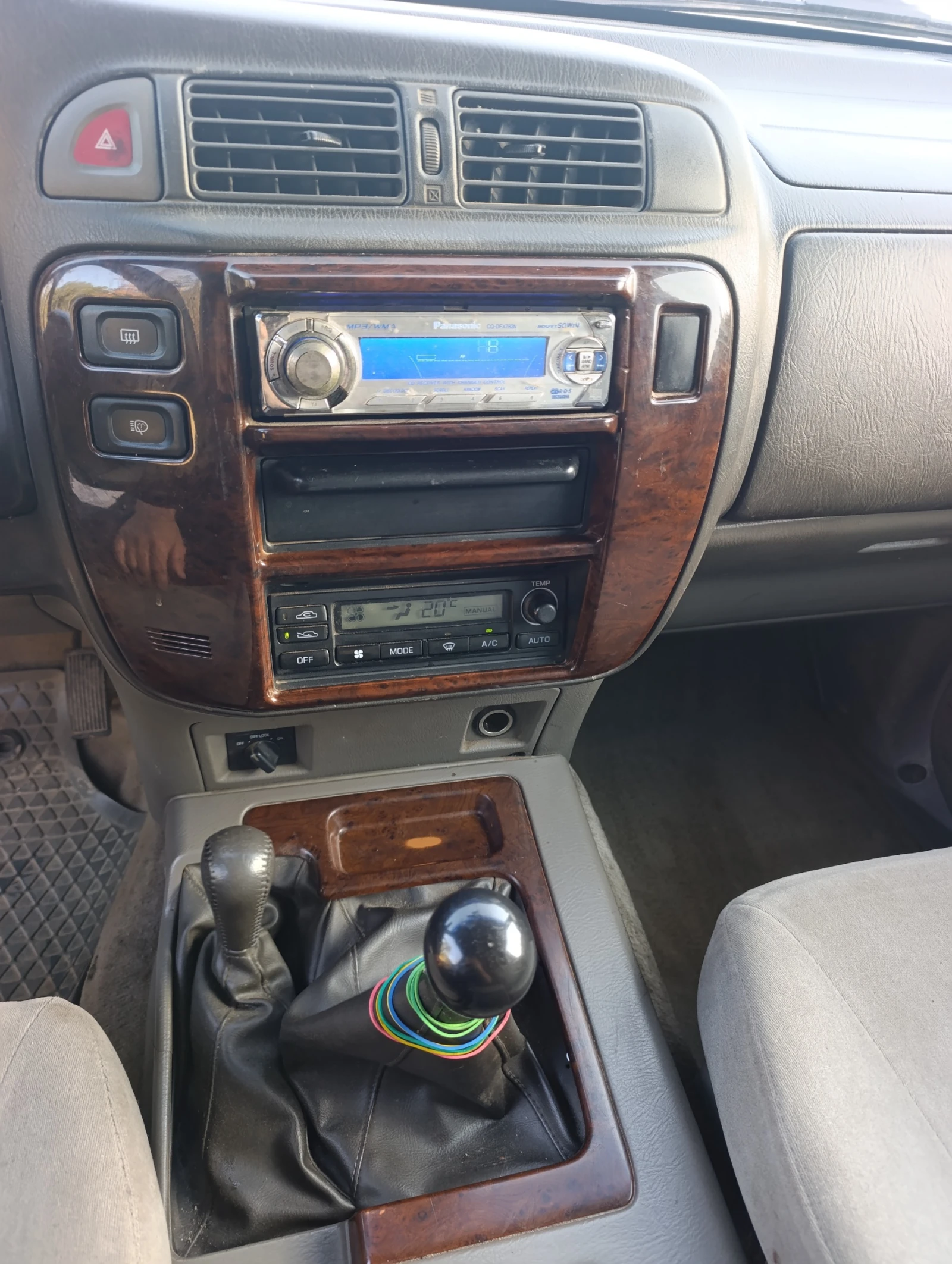 Nissan Patrol 3.0D ръчка, снимка 13 - Автомобили и джипове - 55429298