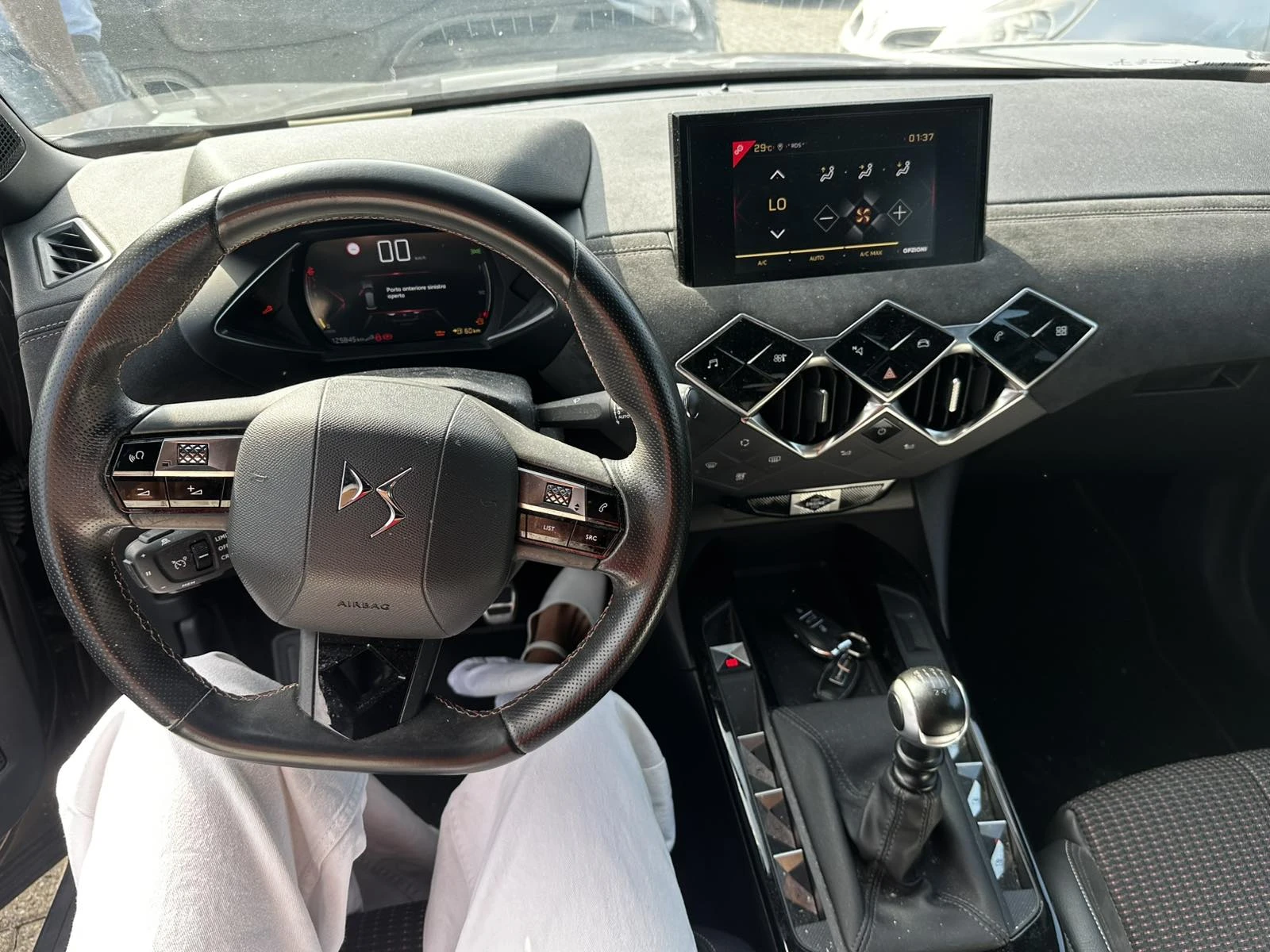 DS DS 3 Crossback 1.5BlueHDI PERFORMANCE LINE, снимка 7 - Автомобили и джипове - 55501081