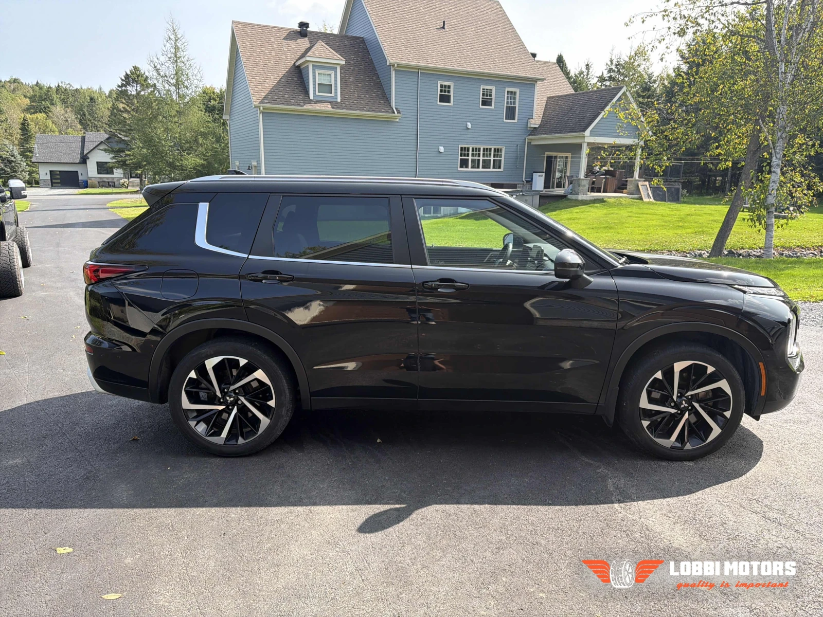 Mitsubishi Outlander, снимка 3 - Автомобили и джипове - 56025271
