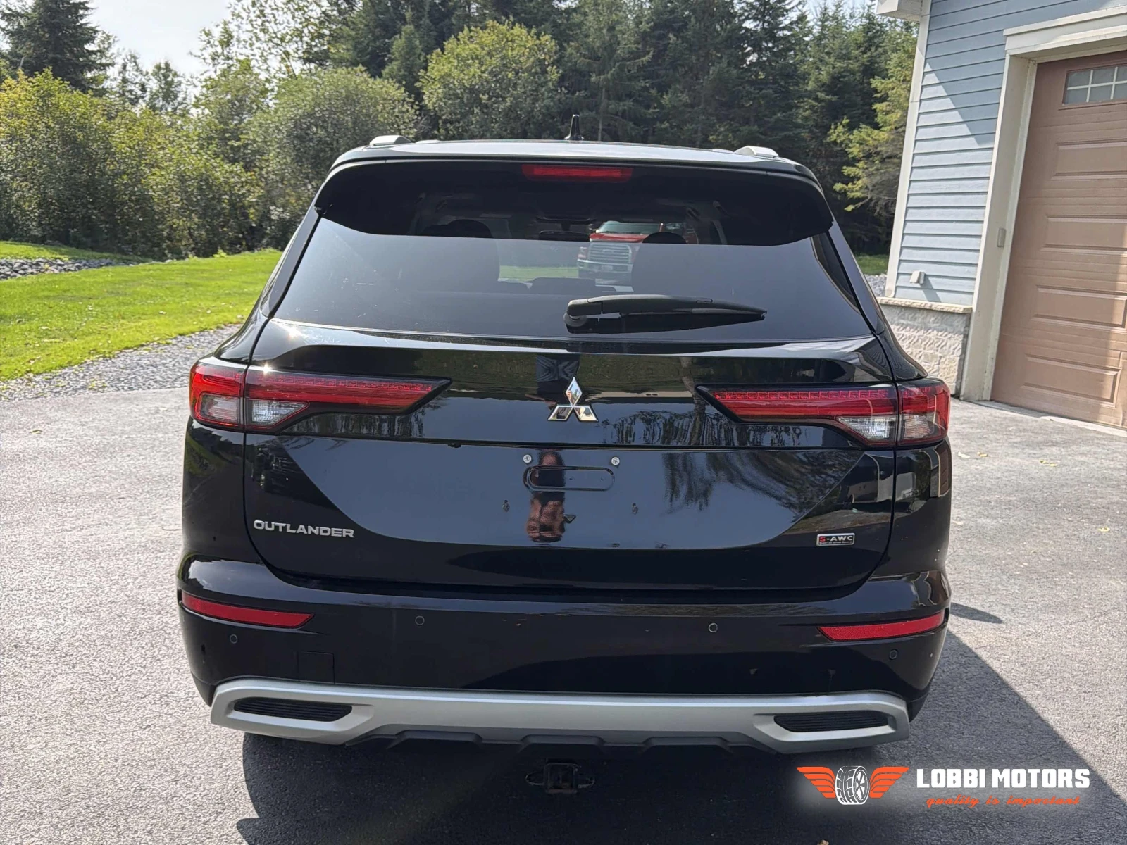 Mitsubishi Outlander, снимка 5 - Автомобили и джипове - 56025271