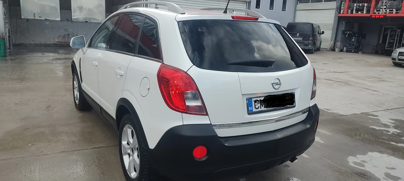 Opel Antara, снимка 12 - Автомобили и джипове - 56265556