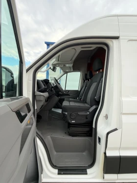 VW Crafter Средна база  2018г. Климатроник, снимка 11