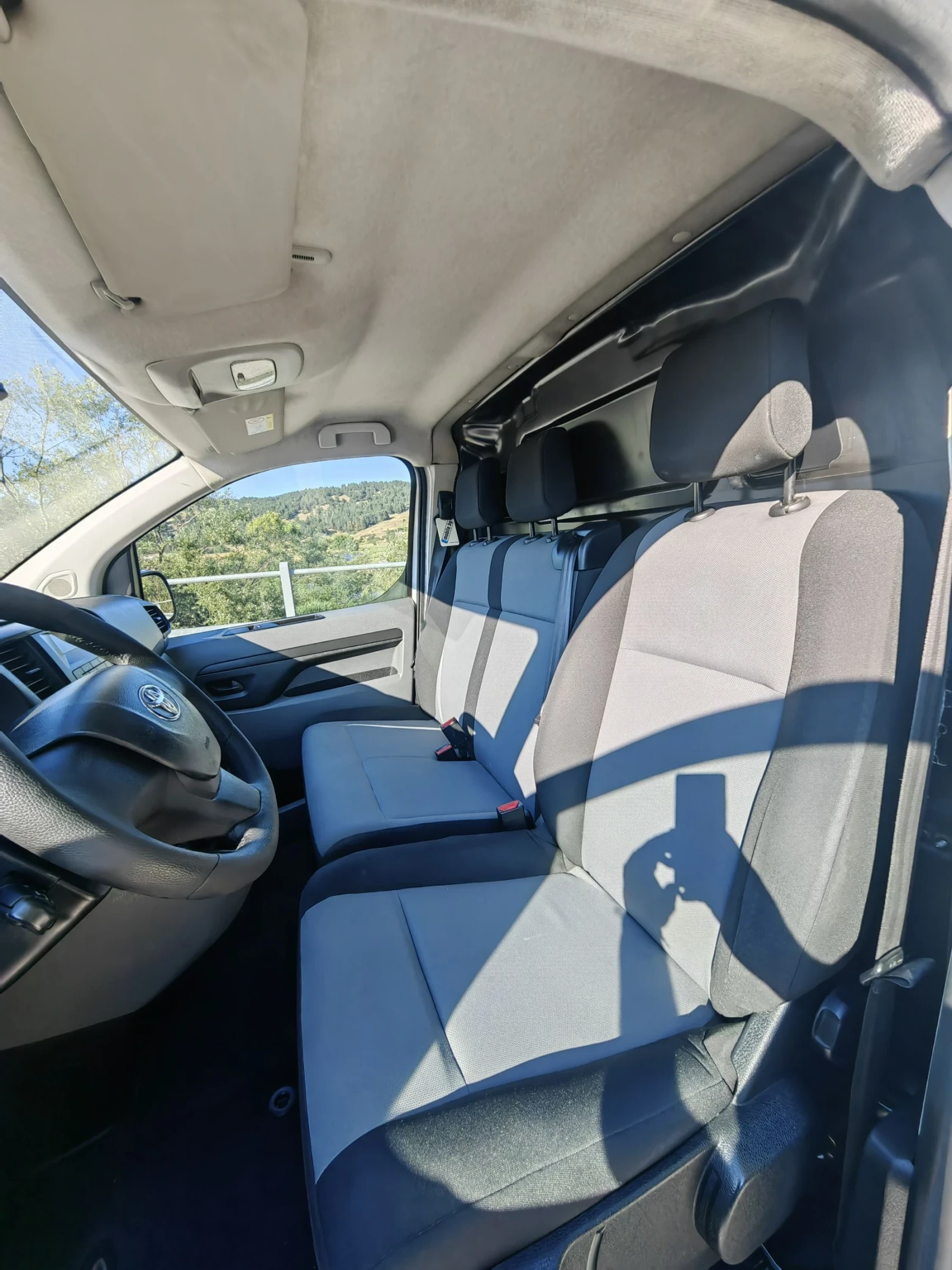 Toyota Proace 1.6 HDI, снимка 9 - Бусове и автобуси - 55244857
