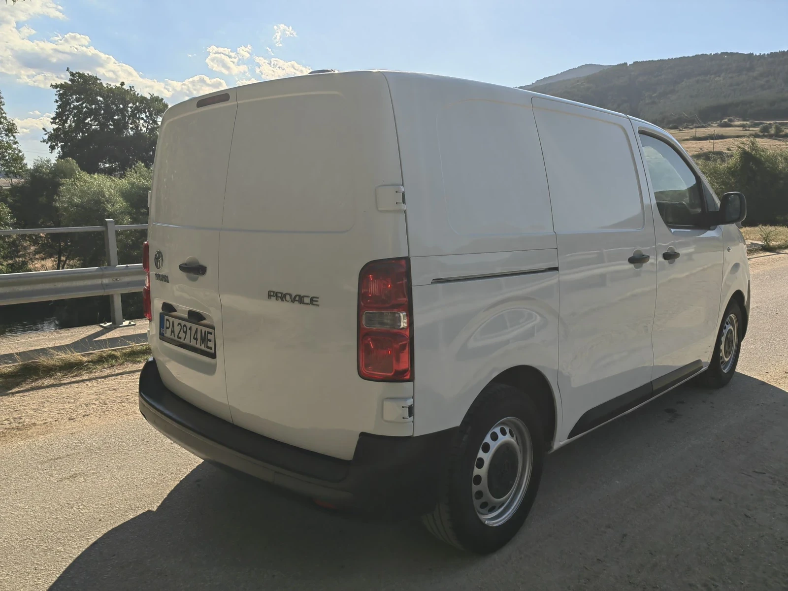 Toyota Proace 1.6 HDI, снимка 5 - Бусове и автобуси - 55244857