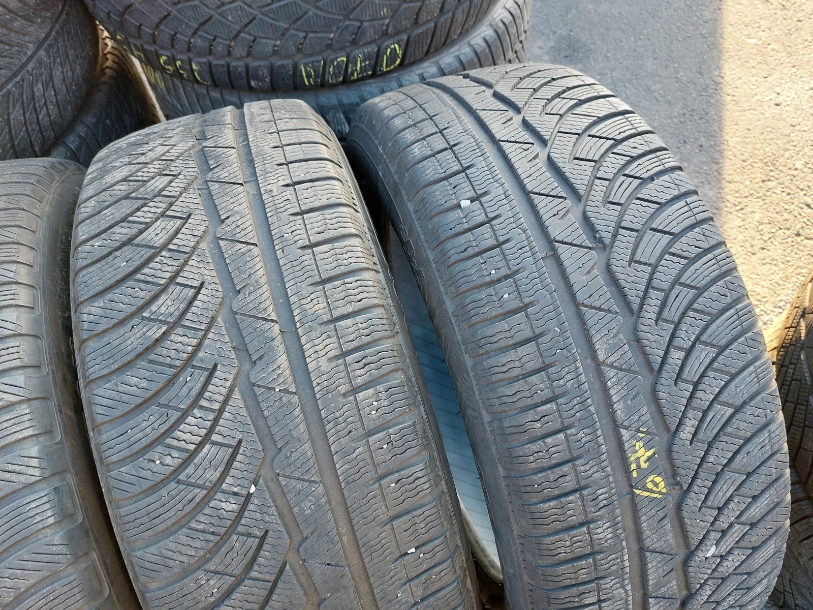 ���� 235/55R18 | Mobile.bg � ����������� 3