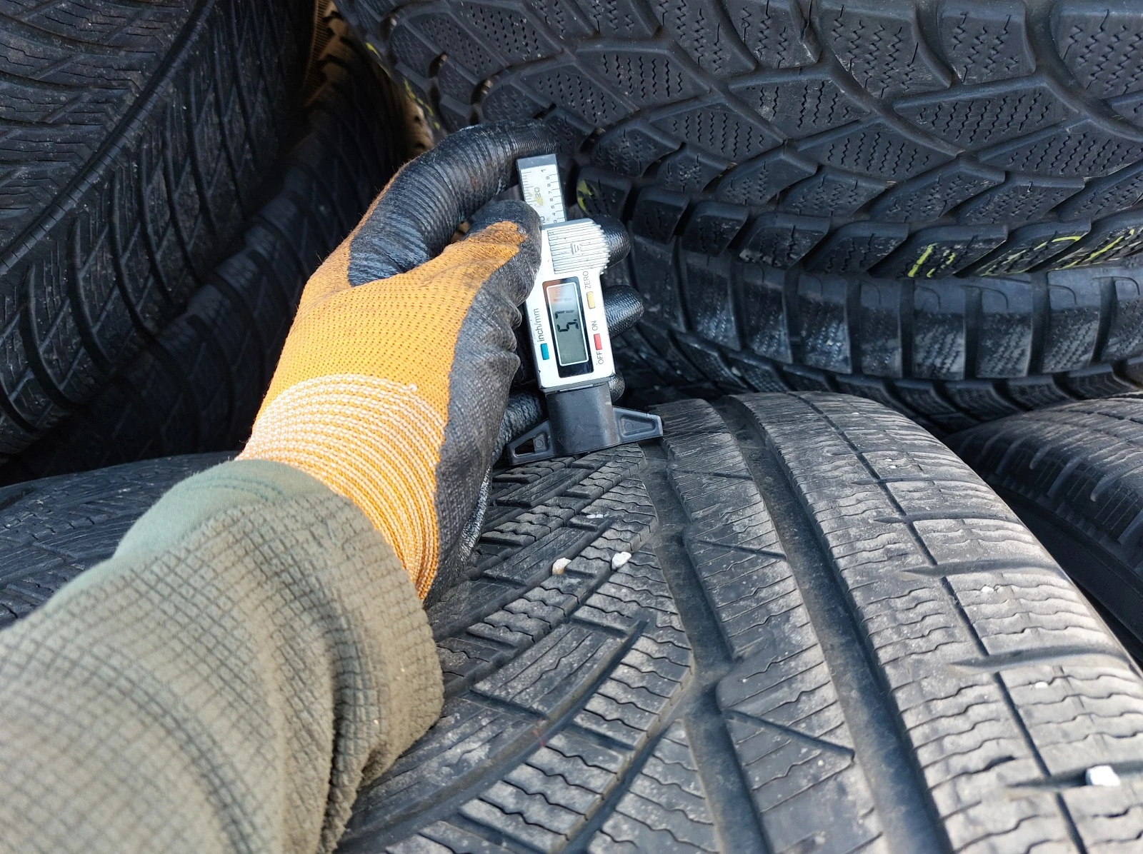 ���� 235/55R18 | Mobile.bg � ����������� 4