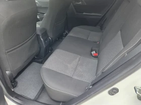 Toyota Auris, снимка 4